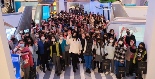 PEMBE-KAGIT-UCAKLAR-GUHEMDE-HAVALANDI-1